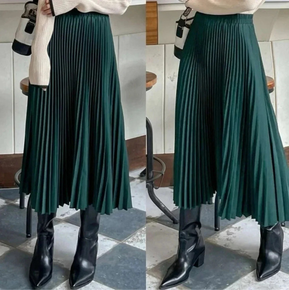 Boho pleated maxi skirt